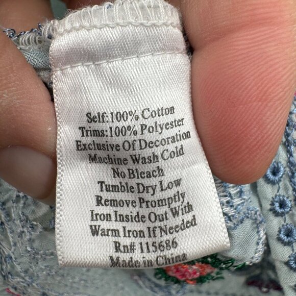 Johnny Was Workshop Embroidered Blouse woman’s size Medium Blue Boho Chic - Picture 8 of 14